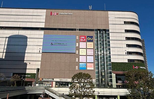 ショッピングセンター 1900m ららテラス川口