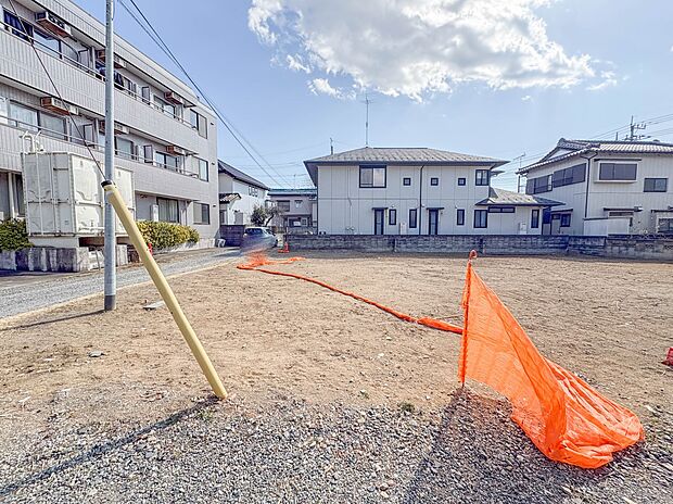 【外観】こちらの物件が少しでも気になるようでしたら、お気軽にお問合せください。人生でいちばん大きなお買い物ですので、ゆっくりご見学ください。ネット上の画像と実際の見学では、リアル感がまるで違…