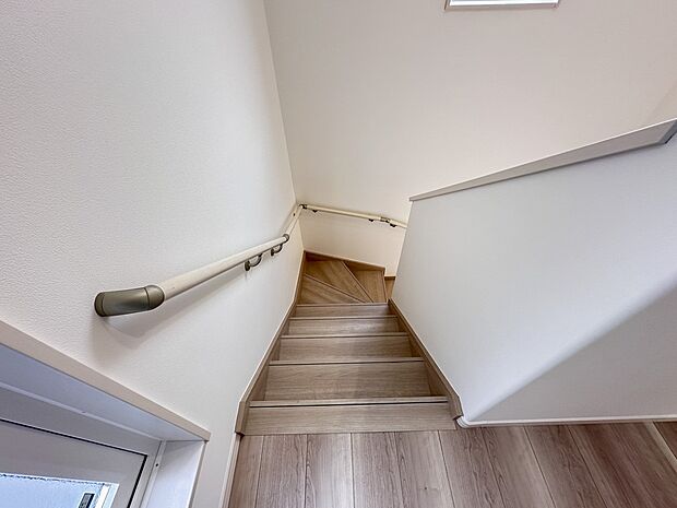 こちらの物件が少しでも気になるようでしたら、お気軽にお問合せください。人生でいちばん大きなお買い物ですので、ゆっくりご見学ください。ネット上の画像と実際の見学では、リアル感がまるで違います。…