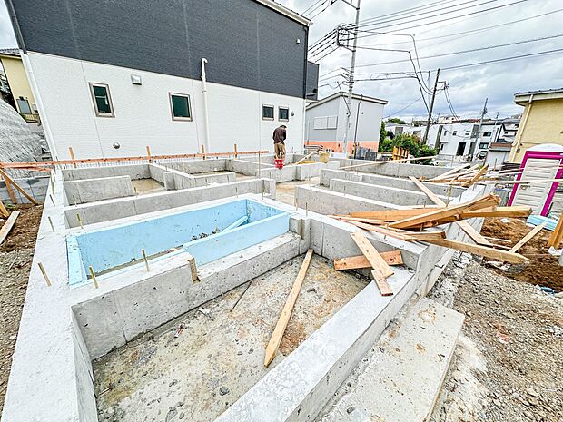 【外観】家の良し悪しだけでなく周辺環境も重要なポイント。