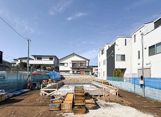 【外観】陽当りや通風性など各所に施された工夫で住みやすさを実現。部屋の大きさや周辺環境・街並など、資料には掲載していない情報が現地にはたくさんございます。是非ご確認下さい。