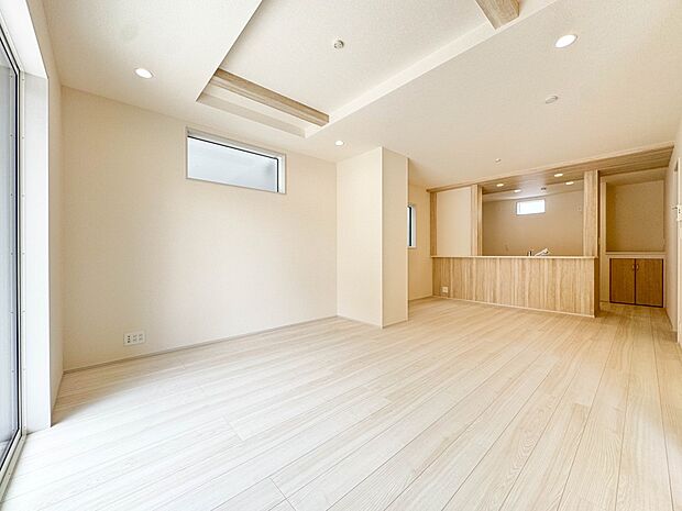 3号棟【LDK18.75帖】ここにはみんなが集い、食事と楽しい会話が始まる。話に夢中になりすぎて、ついつい時を忘れ夜半過ぎになってしまう。そんな束の間の幸せを感じさせてくれる場所でありたい.…