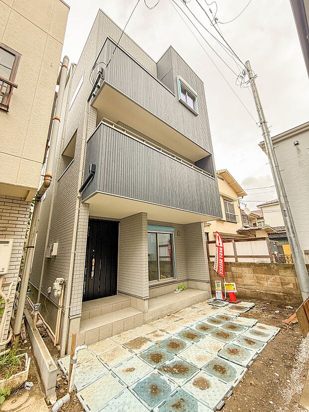 【ぜひ現地をご確認下さい】陽当りや通風性など各所に施された工夫で住みやすさを実現。部屋の大きさや周辺環境・街並など、資料には掲載していない情報が現地にはたくさんございます。是非ご確認下さい。…