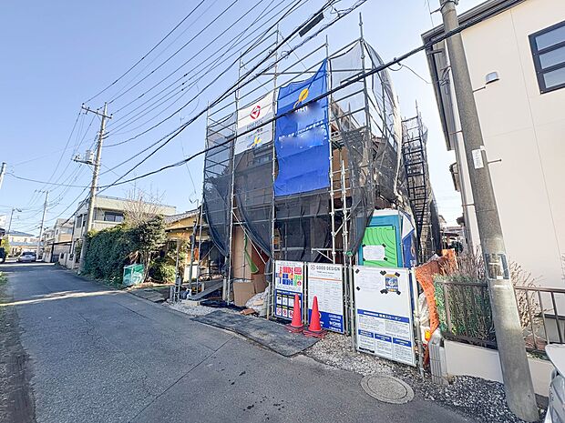 【外観】家は一生のお買物。自分ならではの家族ならではの、家にしたい。書斎を設ける。子どものプレイングルームを設ける。趣味のオーディオルームを設置する。夢を追うオンリーワンの家です。