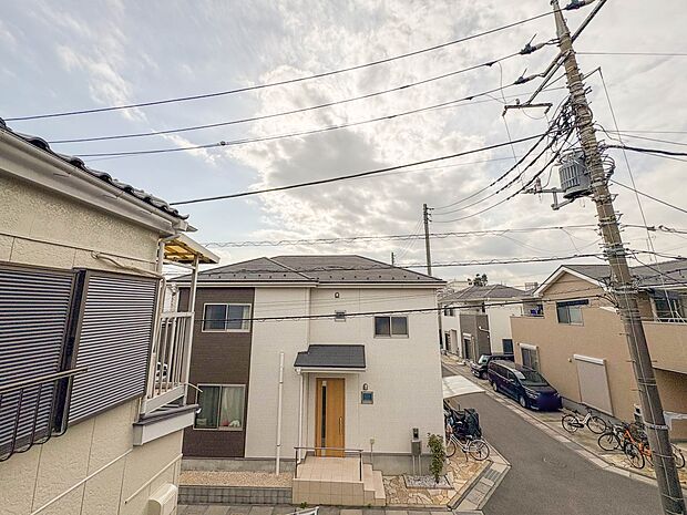 【眺望】眺望や窓からの景色が良いと、家で過ごす時間も快適です。