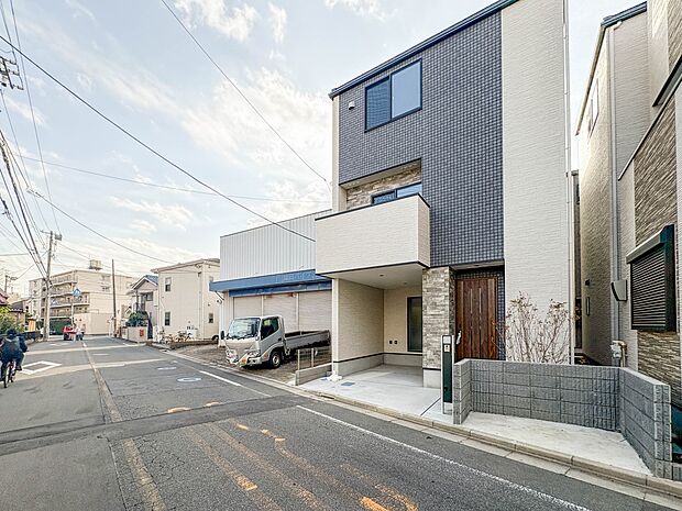 5号棟【外観】周辺環境・街並など、資料には掲載していない情報が現地にはたくさんございます。是非現地をご確認下さい。