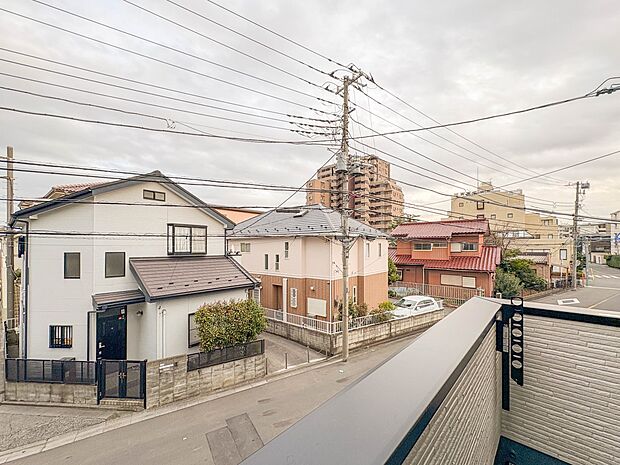 5号棟【眺望】眺望や窓からの景色が良いと、家で過ごす時間も快適です。