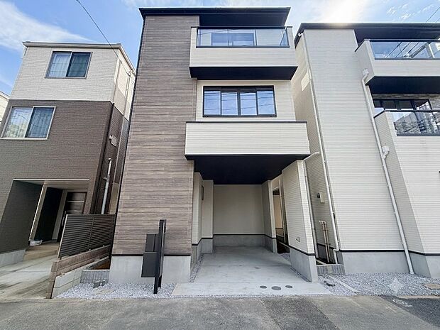 【ぜひ現地をご確認下さい】陽当りや通風性など各所に施された工夫で住みやすさを実現。部屋の大きさや周辺環境・街並など、資料には掲載していない情報が現地にはたくさんございます。是非ご確認下さい。…