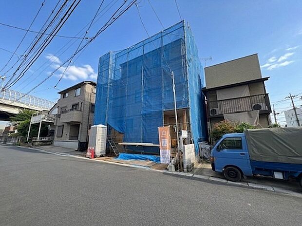 【外観】こちらの物件に少しでもご興味がありましたら、お気軽にお電話下さい。ネット上で「見えない物」「わからない事」でも、実際にご見学いただくことで、手に取るようにおわかりいただけるはずです。…