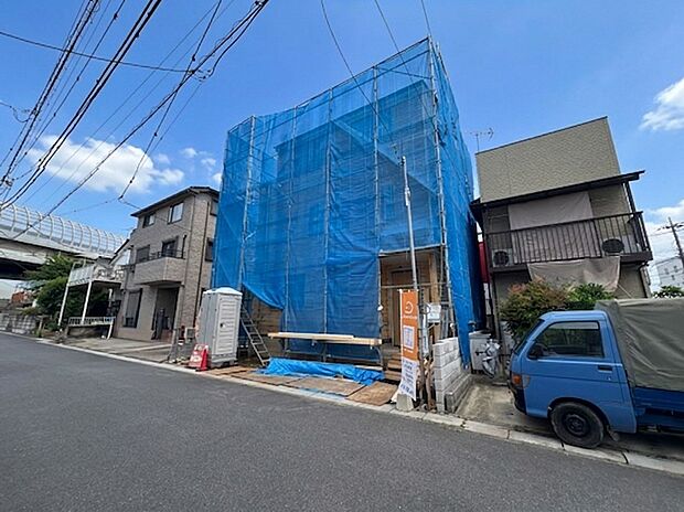 【外観】こちらの物件が少しでも気になるようでしたら、お気軽にお問合せください。人生でいちばん大きなお買い物ですので、ゆっくりご見学ください。ネット上の画像と実際の見学では、リアル感がまるで違…