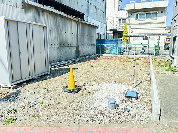 【外観】家族の温かさと陽光の暖かさ、楽しい毎日と明るい未来を予感させる「空間が織り成すひとつ先の住み心地」を演出します。