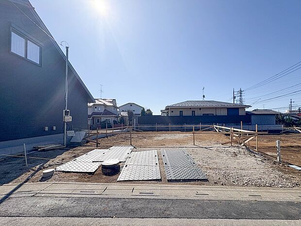 【ひとつ先の住み心地】家族の温かさと陽光の暖かさ、楽しい毎日と明るい未来を予感させる「空間が織り成すひとつ先の住み心地」を演出します。