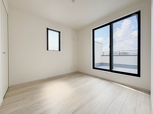 【洋室】お子様のお部屋にぴったりなスペース