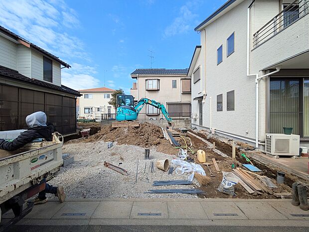 家は一生のお買物。自分ならではの家族ならではの、家にしたい。書斎を設ける。子どものプレイングルームを設ける。趣味のオーディオルームを設置する。夢を追うオンリーワンの家です。