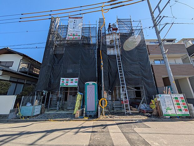 家は一生のお買物。自分ならではの家族ならではの、家にしたい。書斎を設ける。子どものプレイングルームを設ける。趣味のオーディオルームを設置する。夢を追うオンリーワンの家です。