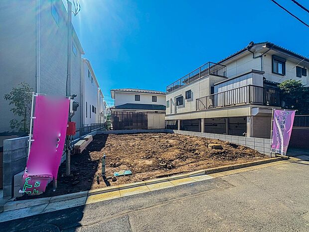 【外観】こちらの物件が少しでも気になるようでしたら、お気軽にお問合せください。人生でいちばん大きなお買い物ですので、ゆっくりご見学ください。ネット上の画像と実際の見学では、リアル感がまるで違…