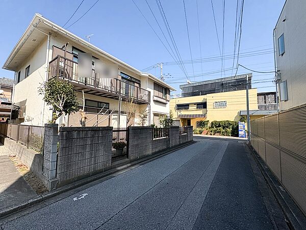 【現地現地】家族の温かさと陽光の暖かさ、楽しい毎日と明るい未来を予感させる「空間が織り成すひとつ先の住み心地」を演出します。