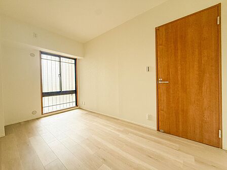 【洋室】充実した生活は伸びやかな居室空間から始まります