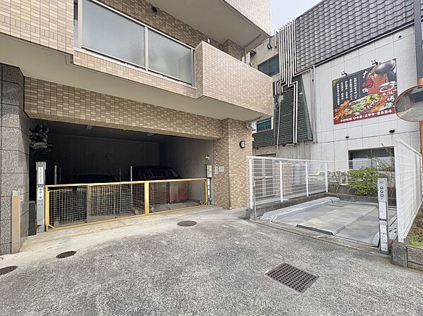 【駐車場】駐車場の空き状況は要確認