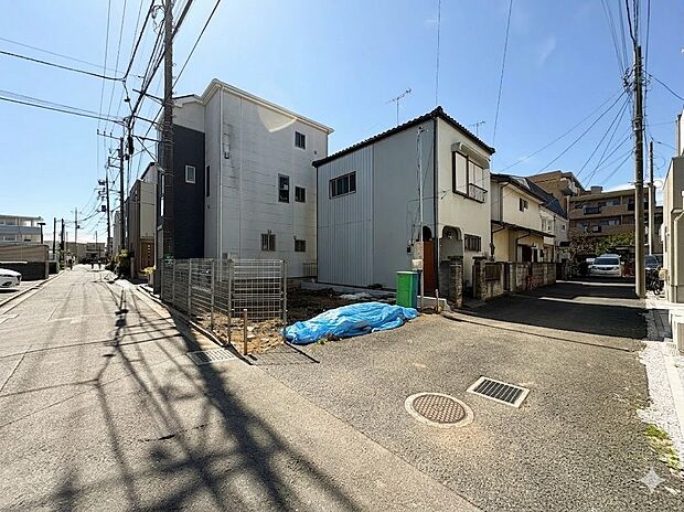 【外観】こちらの物件が少しでも気になるようでしたら、お気軽にお問合せください。人生でいちばん大きなお買い物ですので、ゆっくりご見学ください。ネット上の画像と実際の見学では、リアル感がまるで違…