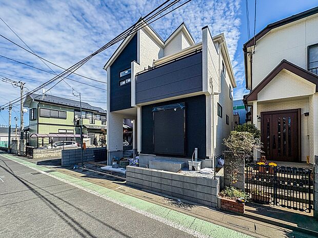 【外観】こちらの物件が少しでも気になるようでしたら、お気軽にお問合せください。人生でいちばん大きなお買い物ですので、ゆっくりご見学ください。ネット上の画像と実際の見学では、リアル感がまるで違…