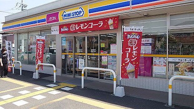 その他環境写真 400m ミニストップ 蓮田東3丁目店(ミニストップ 蓮田東3丁目店 徒歩6分)