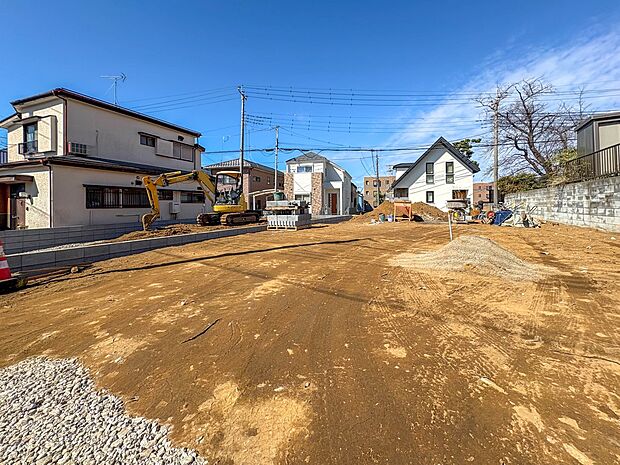 【外観】陽当りや通風性など各所に施された工夫で住みやすさを実現。部屋の大きさや周辺環境・街並など、資料には掲載していない情報が現地にはたくさんございます。是非ご確認下さい。