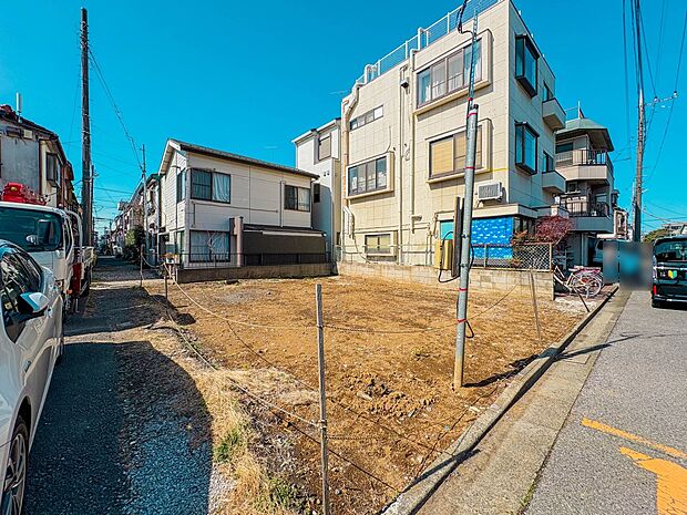 【外観】ここから始まる「日常」はご家族にとってかけがえのない時間となります。少しでも豊かに、快適に。そんな想いから本邸宅は生まれました。