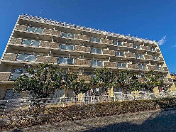 【外観】JR『日進』駅 徒歩5分の好立地。リフォーム済みですぐにお住まいいただけます。