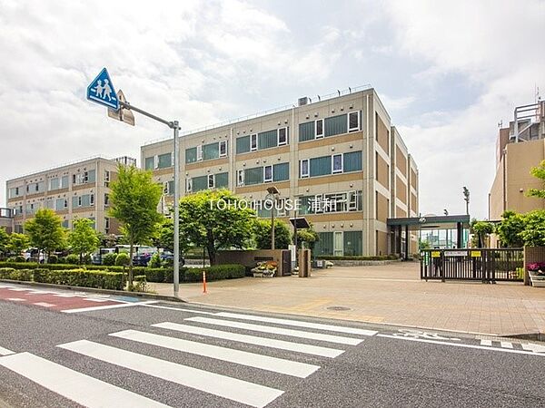 小学校 570m さいたま市立つばさ小学校