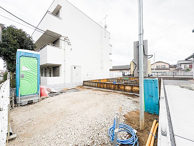 【現地土地写真】人生でいちばん大きなお買い物ですので、ゆっくりご見学ください。