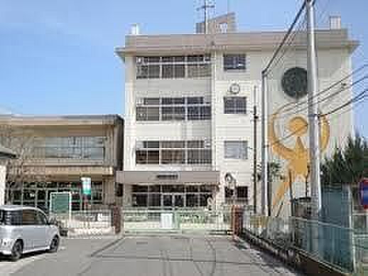 小学校 500m さいたま市立植水小学校 (さいたま市立植水小学校 徒歩7分)