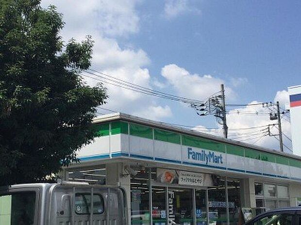 コンビニ 350m ファミリーマート浦和芝原店