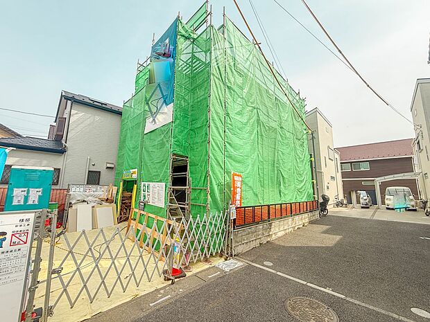 【外観】こちらの物件が少しでも気になるようでしたら、お気軽にお問合せください。人生でいちばん大きなお買い物ですので、ゆっくりご見学ください。ネット上の画像と実際の見学では、リアル感がまるで違…