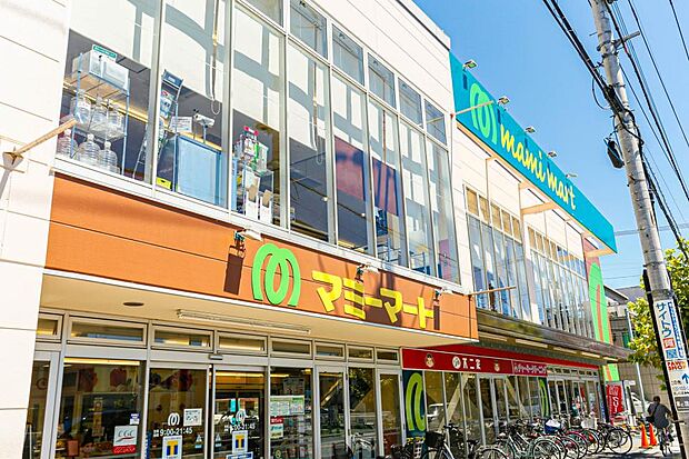 スーパー 850m マミーマート川口芝店(よい商品をより安く。をキーワードに、皆さまの食卓を彩ります。マミーマートは、マミー(お母さん)のように愛され、マート(市場)のように場を提供したいと…