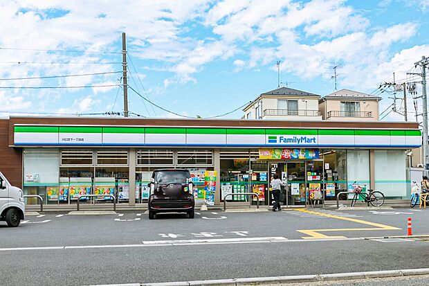 その他環境写真 300m ファミリーマート芝下一丁目店