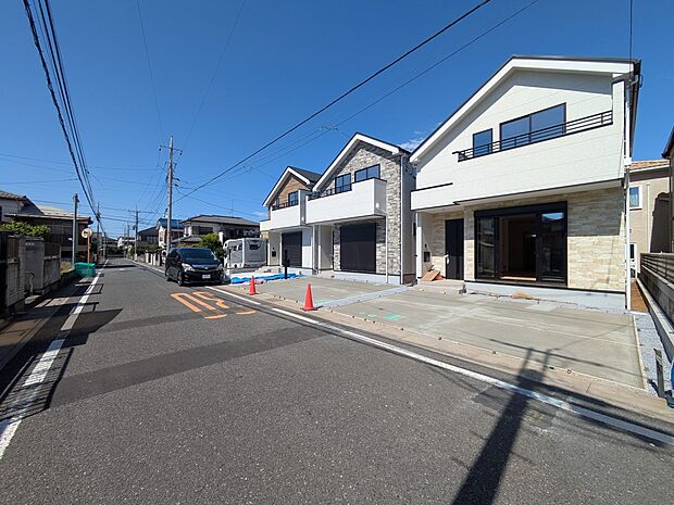 カースペース2台可。車が1台なら、来客用の駐車場や、駐輪スペースとしてご活用ください。