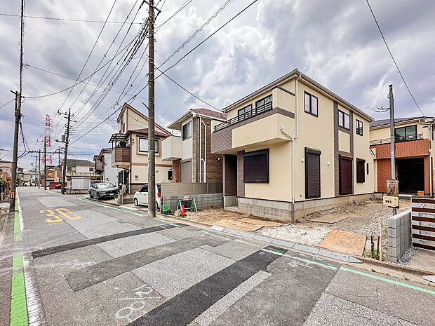 【前面道路】車の通行が少ないので、静かな住環境を維持することができます。