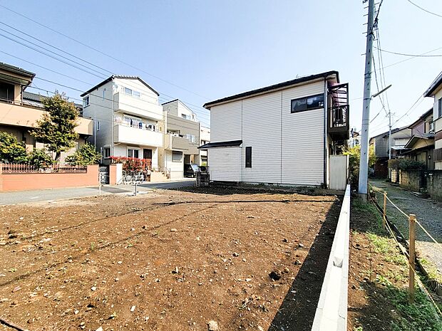 ビルトインガレージなら「野ざらし、雨ざらし、吹きさらし」になりません。汚れやいたみは減り、車の掃除もラクになります。