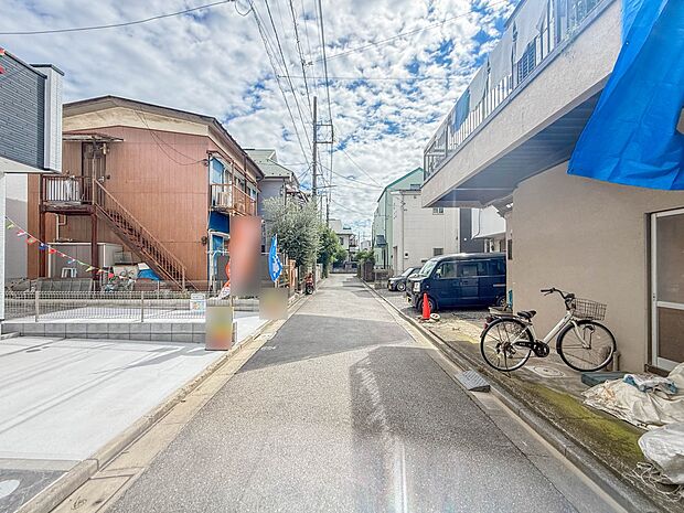 【前面道路5.6m】車の通行が少ないので、静かな住環境を維持することができます。