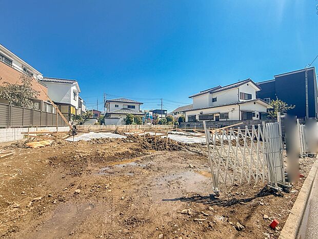 2号棟【外観】家は一生のお買物。自分ならではの家族ならではの、家にしたい。書斎を設ける。子どものプレイングルームを設ける。趣味のオーディオルームを設置する。夢を追うオンリーワンの家です。