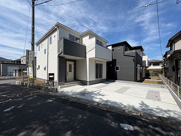 【外観】家族の温かさと陽光の暖かさ、楽しい毎日と明るい未来を予感させる「空間が織り成すひとつ先の住み心地」を演出します。