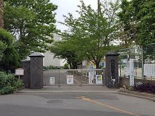 小学校 800m 蕨市立北小学校
