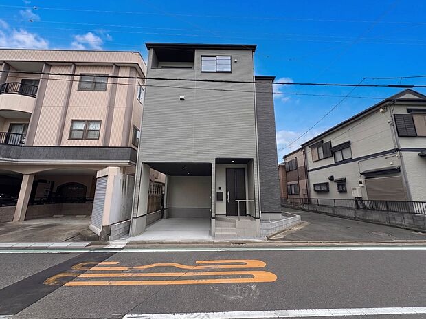 【外観】家の良し悪しだけでなく周辺環境も重要なポイント。