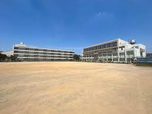 その他環境写真 500m 川口市立芝中央小学校(川口市立芝中央小学校 徒歩7分)