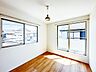 洋室：【洋室】充実した生活は伸びやかな居室空間から始まります。快適に・伸びやかに。心の潤いを求める方々へ。