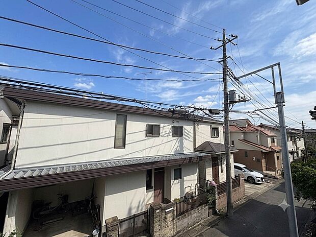 【眺望】眺望や窓からの景色が良いと、家で過ごす時間も快適です。