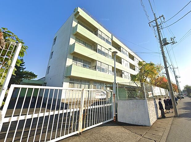 中学校 920m 川口市立在家中学校