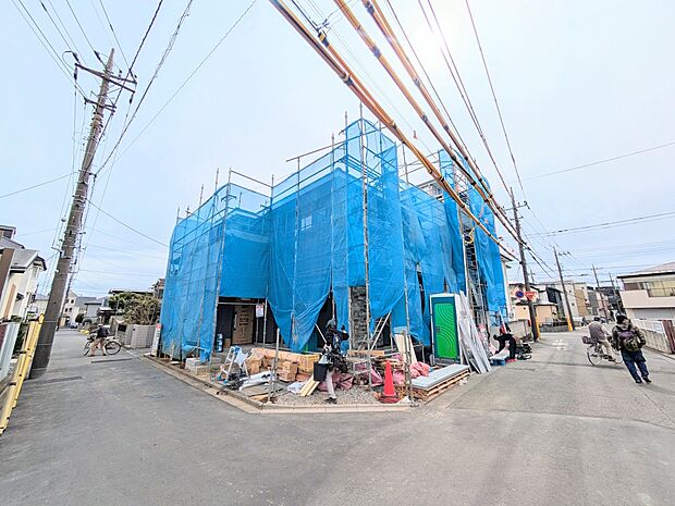 【前面道路】車の通行が少ないので、静かな住環境を維持することができます。