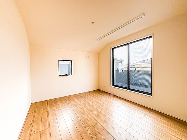 1号棟【寝室7帖】充実した生活は伸びやかな居室空間から始まります。快適に・伸びやかに。心の潤いを求める方々へ。